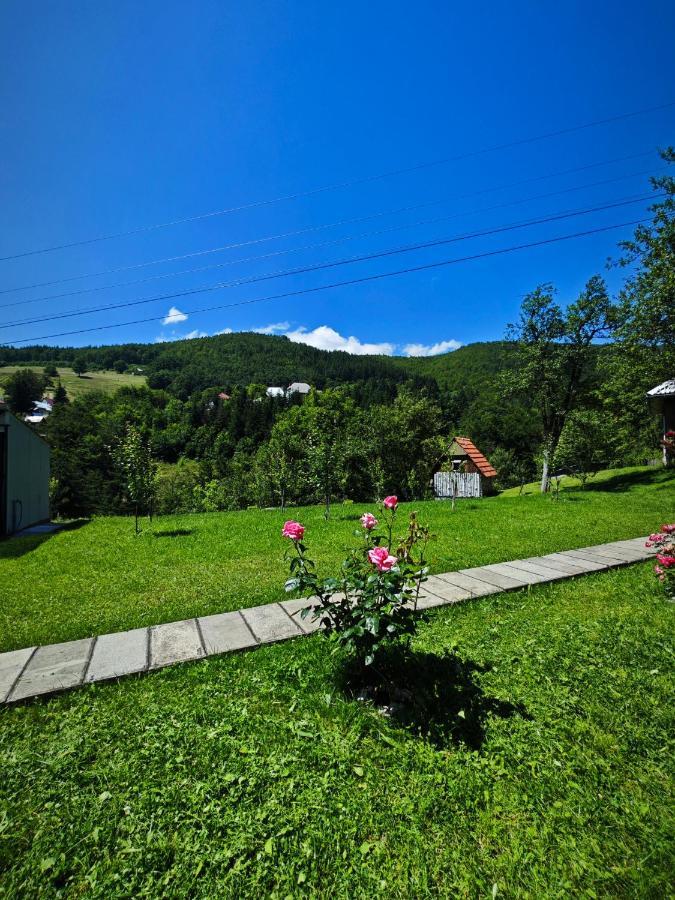 Hostal Mini Garden Mojkovac Exterior foto